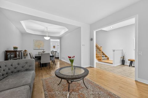 Photo 4 at 76 Westbury Court, Westbrook, Richmond Hill