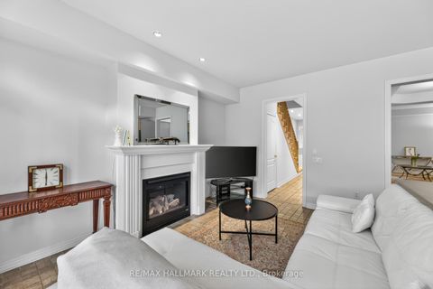 Photo 13 at 76 Westbury Court, Westbrook, Richmond Hill