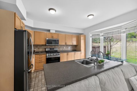 Photo 14 at 76 Westbury Court, Westbrook, Richmond Hill