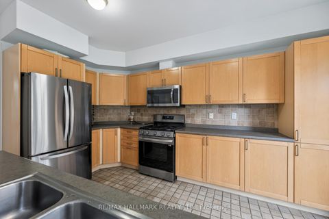 Photo 17 at 76 Westbury Court, Westbrook, Richmond Hill