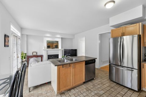 Photo 18 at 76 Westbury Court, Westbrook, Richmond Hill