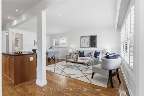 Photo 2 at 918 McCullough Drive, Downtown Whitby, Whitby