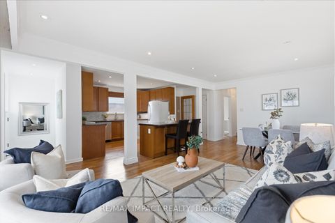 Photo 4 at 918 McCullough Drive, Downtown Whitby, Whitby