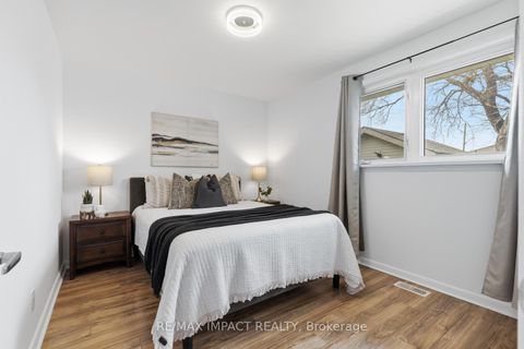 Photo 13 at 918 McCullough Drive, Downtown Whitby, Whitby