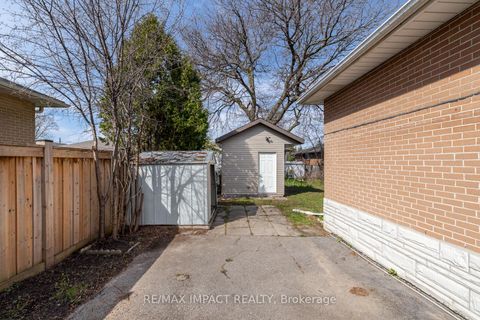 Photo 32 at 918 McCullough Drive, Downtown Whitby, Whitby