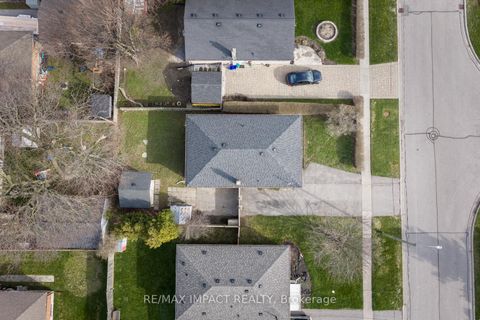 Photo 35 at 918 McCullough Drive, Downtown Whitby, Whitby