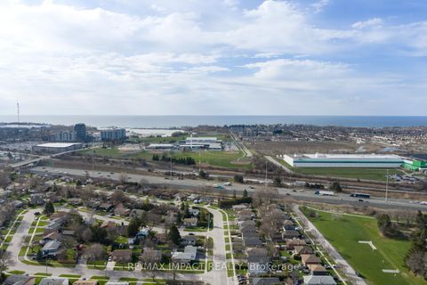 Photo 37 at 918 McCullough Drive, Downtown Whitby, Whitby