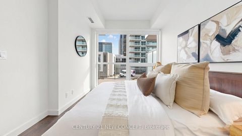 Photo 29 at 25 McMahon Drive, Bayview Village, Toronto