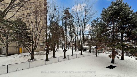 Photo 37 at 203 - 40 Chichester Place, L'Amoreaux, Toronto