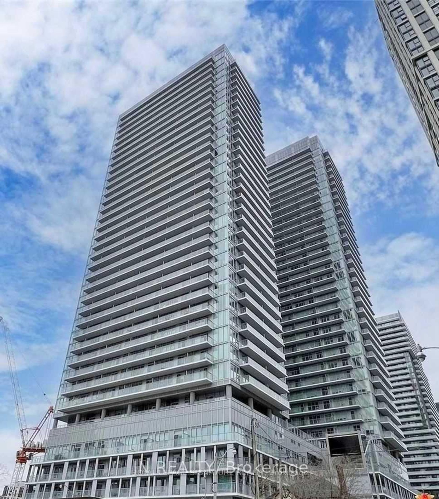 2306 - 99 Broadway Avenue, Mount Pleasant West, Toronto photo number 2