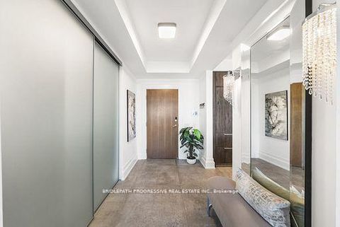 Photo 6 at 303 - 3 Southvale Drive, Leaside, Toronto