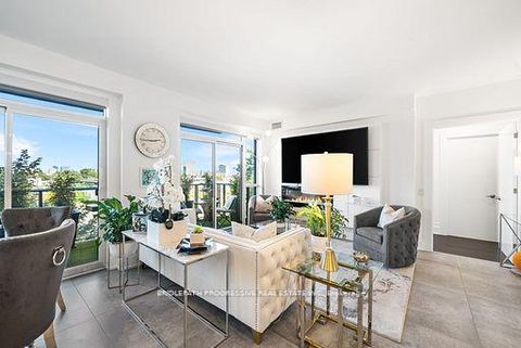 Photo 18 at 303 - 3 Southvale Drive, Leaside, Toronto