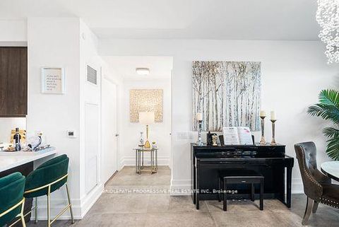 Photo 20 at 303 - 3 Southvale Drive, Leaside, Toronto