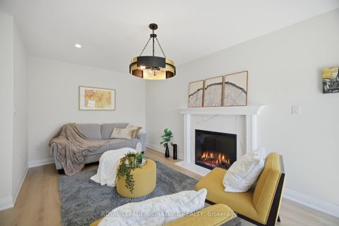 Photo 5 at 11 Wessenger Drive, Holly, Barrie