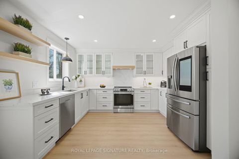 Photo 7 at 11 Wessenger Drive, Holly, Barrie