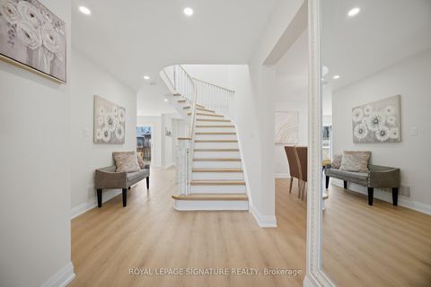 Photo 10 at 11 Wessenger Drive, Holly, Barrie