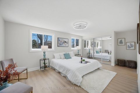 Photo 12 at 11 Wessenger Drive, Holly, Barrie