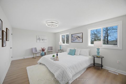 Photo 13 at 11 Wessenger Drive, Holly, Barrie