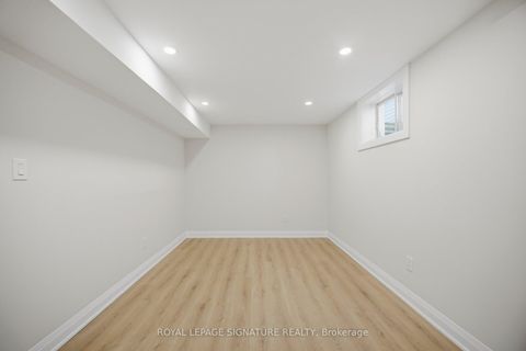 Photo 22 at 11 Wessenger Drive, Holly, Barrie