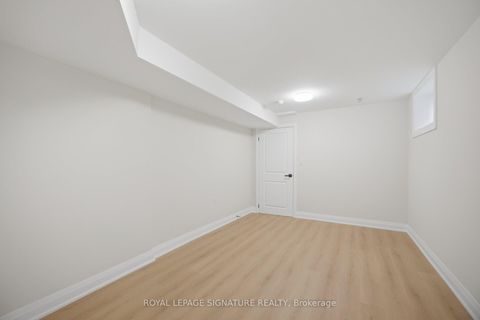 Photo 29 at 11 Wessenger Drive, Holly, Barrie