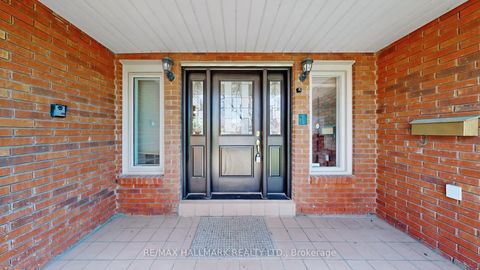 Photo 2 at 82 Windermere Crescent S, South Richvale, Richmond Hill