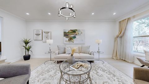 Photo 7 at 82 Windermere Crescent S, South Richvale, Richmond Hill