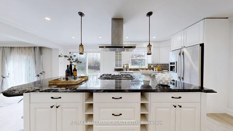 Photo 15 at 82 Windermere Crescent S, South Richvale, Richmond Hill