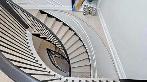 Photo 23 at 82 Windermere Crescent S, South Richvale, Richmond Hill