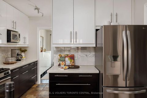 Photo 13 at 337 Kirkvalley Crescent, Bayview Wellington, Aurora