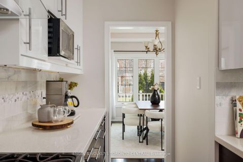 Photo 14 at 337 Kirkvalley Crescent, Bayview Wellington, Aurora