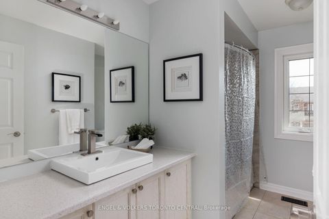 Photo 27 at 337 Kirkvalley Crescent, Bayview Wellington, Aurora