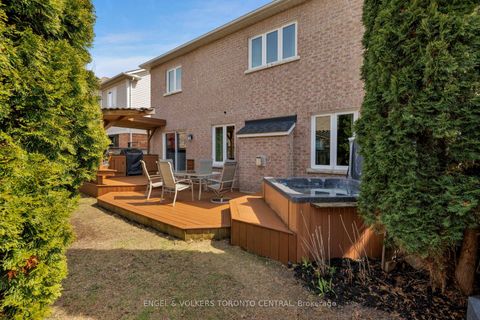 Photo 37 at 337 Kirkvalley Crescent, Bayview Wellington, Aurora