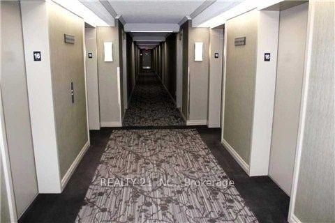 Photo 2 at 821 - 3 Greystone Walk Drive, Kennedy Park, Toronto