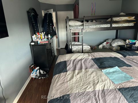 Photo 17 at 821 - 3 Greystone Walk Drive, Kennedy Park, Toronto