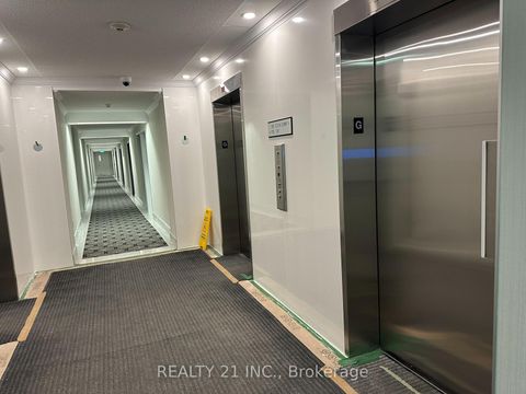 Photo 21 at 821 - 3 Greystone Walk Drive, Kennedy Park, Toronto