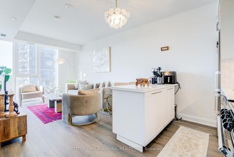 Photo 6 at 1010 - 20 Gatineau Drive, Beverley Glen, Vaughan