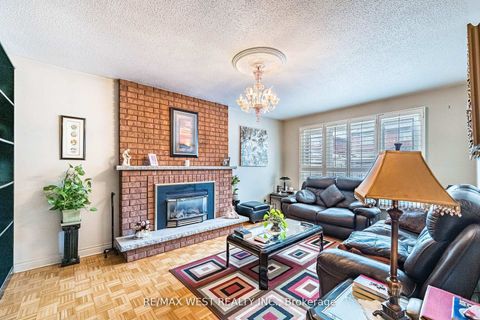 Photo 9 at 81 Vera Street, East Woodbridge, Vaughan
