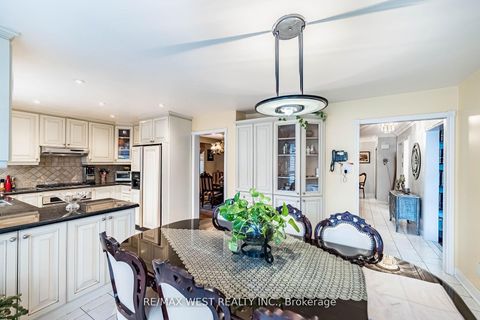 Photo 12 at 81 Vera Street, East Woodbridge, Vaughan