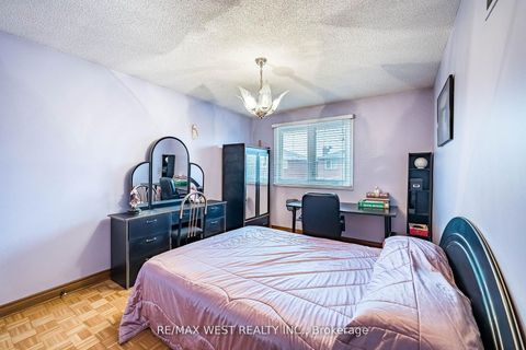 Photo 33 at 81 Vera Street, East Woodbridge, Vaughan