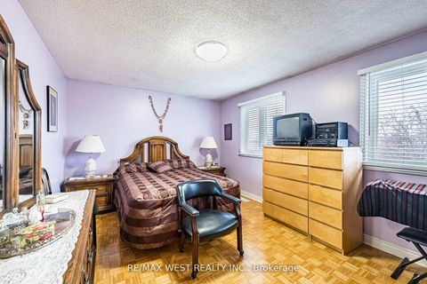 Photo 35 at 81 Vera Street, East Woodbridge, Vaughan