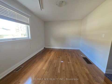 Photo 9 at 66 Portsdown Road, Dorset Park, Toronto