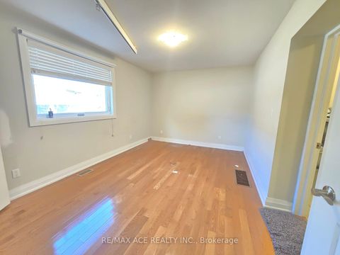 Photo 14 at 66 Portsdown Road, Dorset Park, Toronto