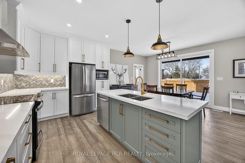 Photo 10 at 28 St. George Street, Sutton & Jackson's Point, Georgina