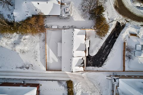 Photo 37 at 28 St. George Street, Sutton & Jackson's Point, Georgina