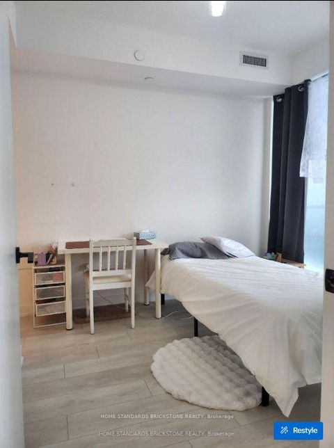 Photo 23 at 1705 - 117 Broadway Avenue, Mount Pleasant West, Toronto