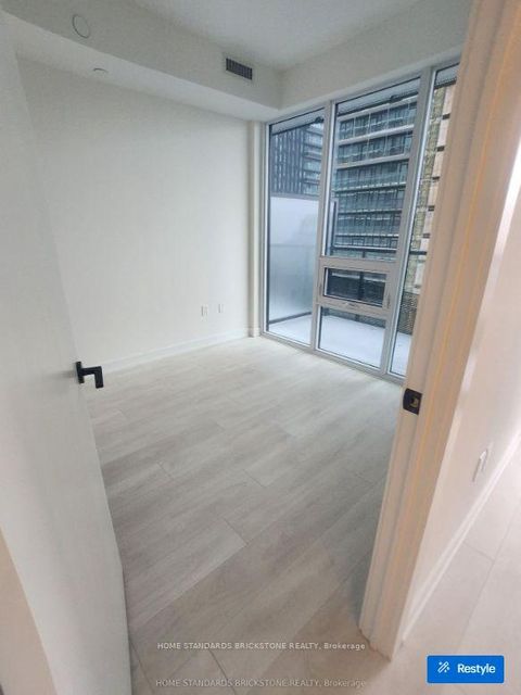 Photo 24 at 1705 - 117 Broadway Avenue, Mount Pleasant West, Toronto