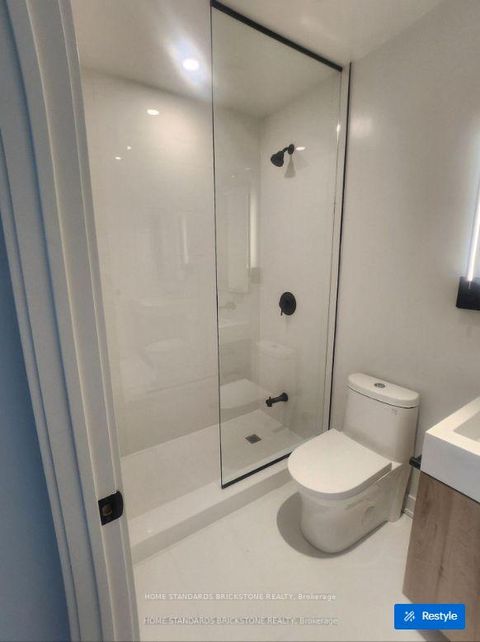 Photo 33 at 1705 - 117 Broadway Avenue, Mount Pleasant West, Toronto