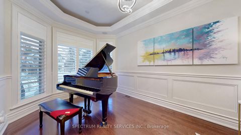 Photo 3 at 223 Lennox Avenue, Harding, Richmond Hill