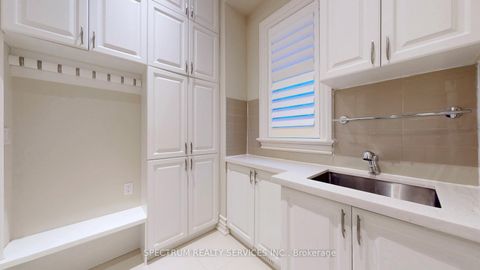 Photo 14 at 223 Lennox Avenue, Harding, Richmond Hill