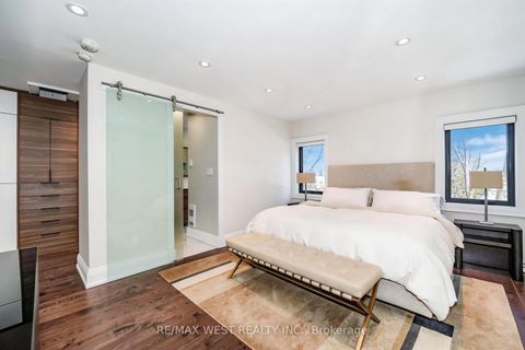 Photo 5 at 79 Elmsthorpe Avenue, Forest Hill South, Toronto